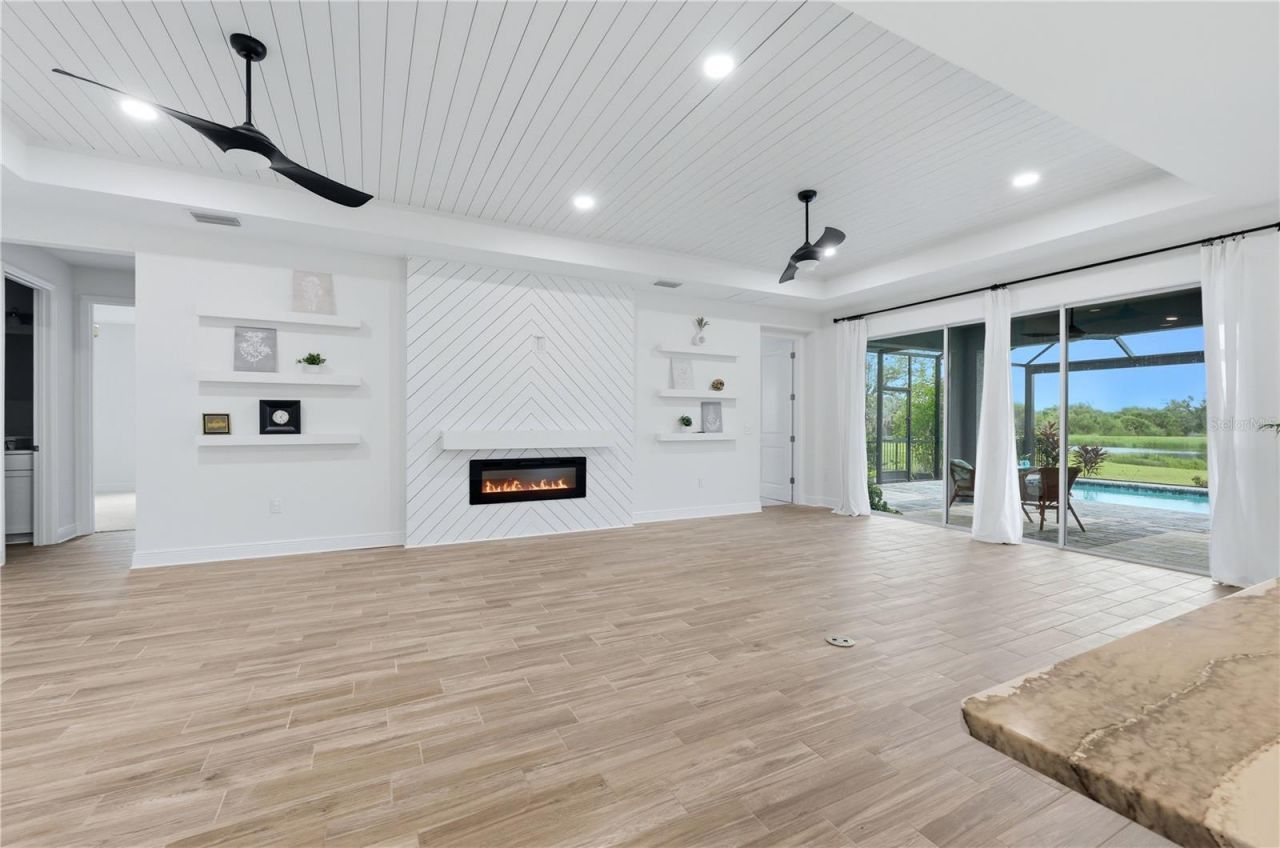 5542 Native Henna Court, Sarasota, FL 34238 Photo
