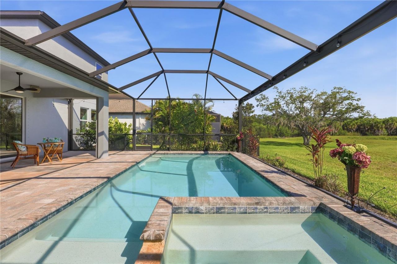 5542 Native Henna Court, Sarasota, FL 34238 Photo