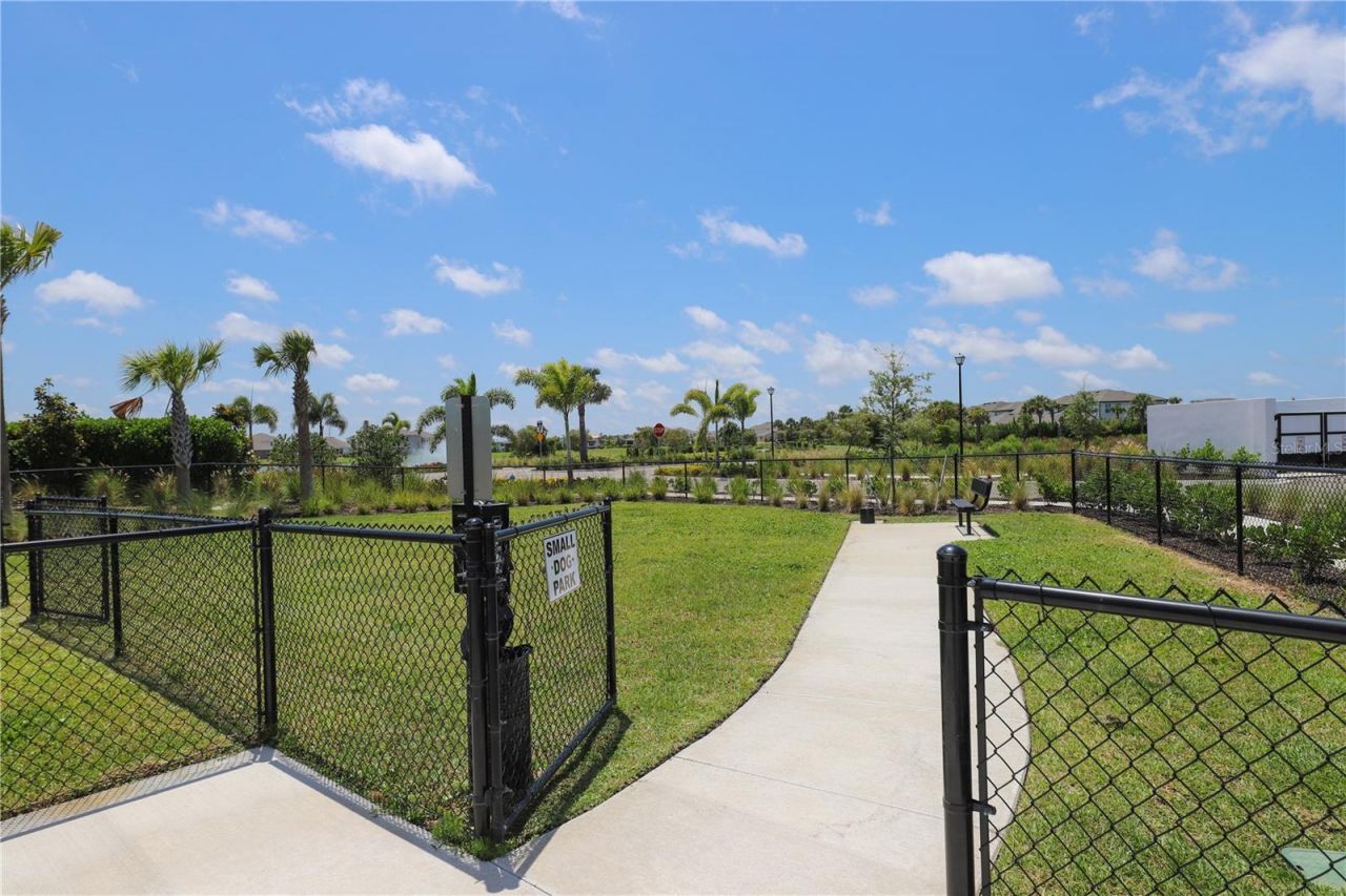 5542 Native Henna Court, Sarasota, FL 34238 Photo