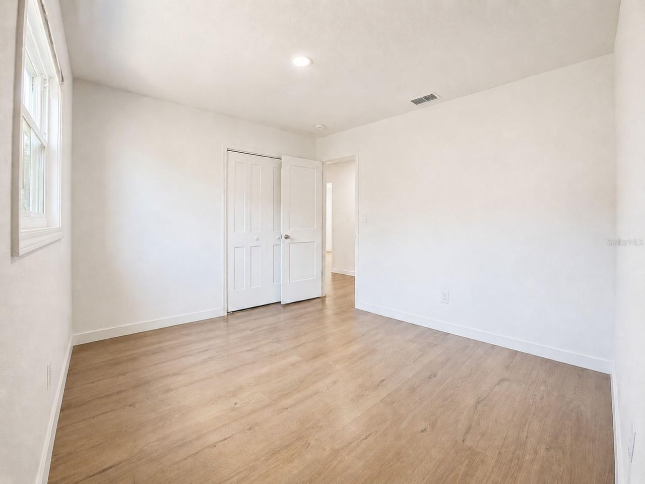 1834 New Hampshire Avenue Ne, Saint Petersburg, FL 33703 Photo