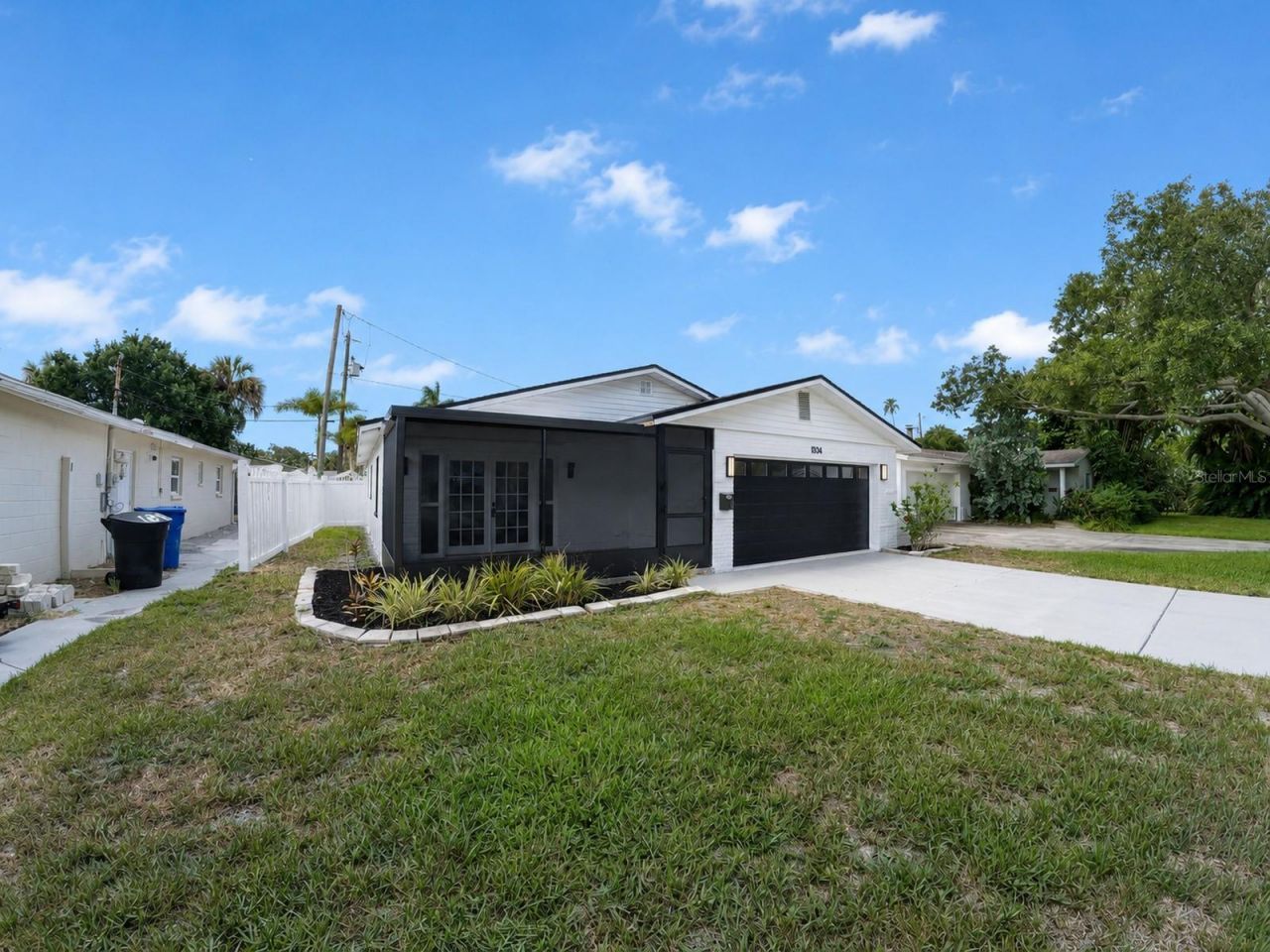 1834 New Hampshire Avenue Ne, Saint Petersburg, FL 33703 Photo