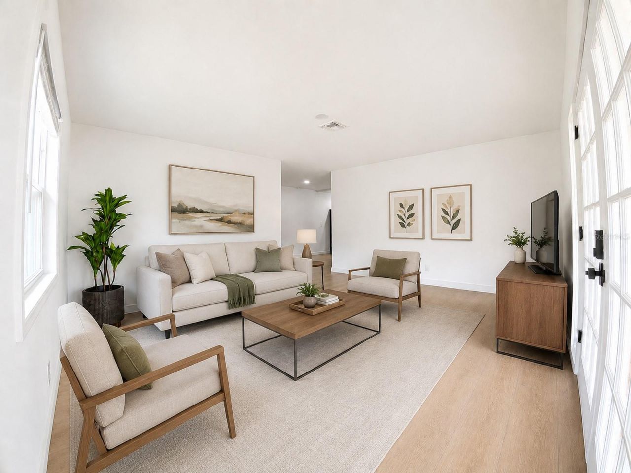 1834 New Hampshire Avenue Ne, Saint Petersburg, FL 33703 Photo