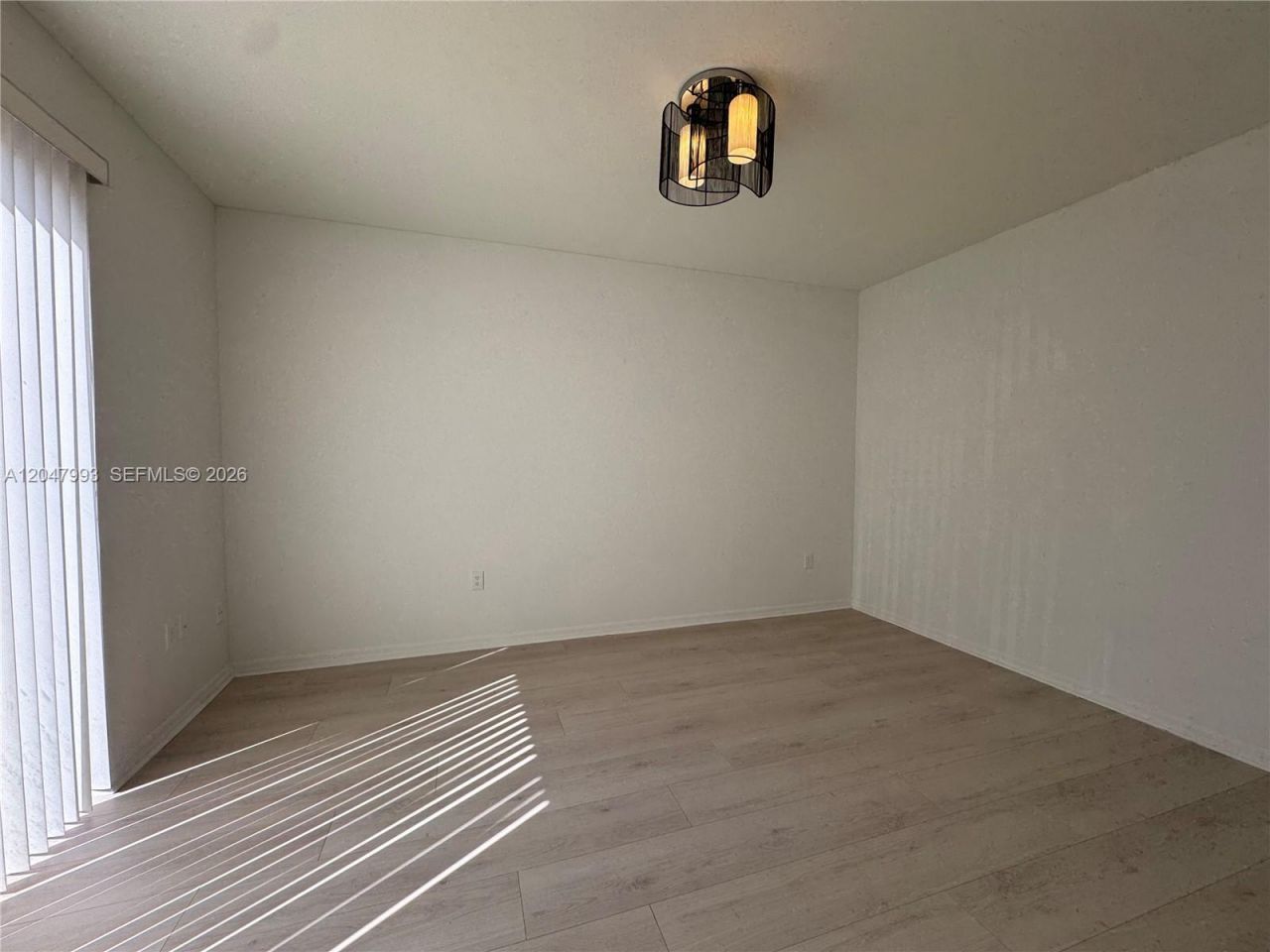 1595 Seagrape Way , Unit -, Hollywood, FL 33019 Photo
