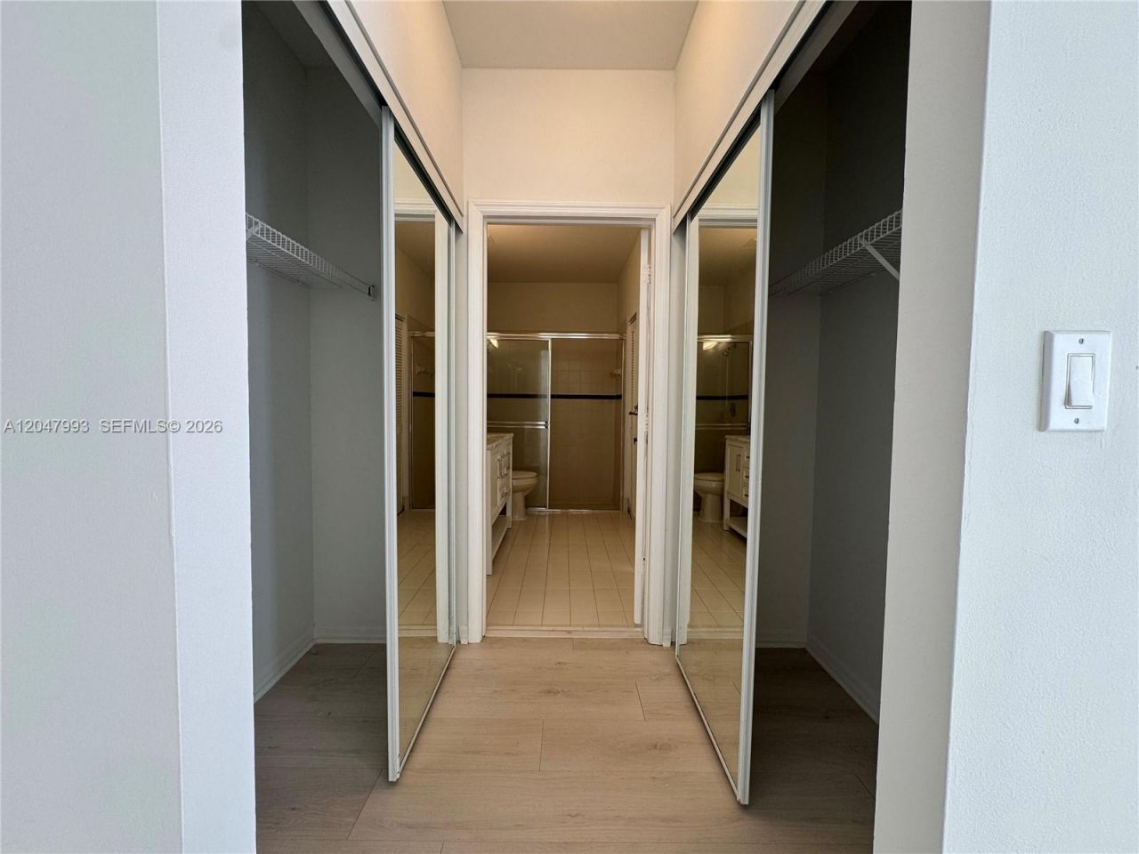 1595 Seagrape Way , Unit -, Hollywood, FL 33019 Photo