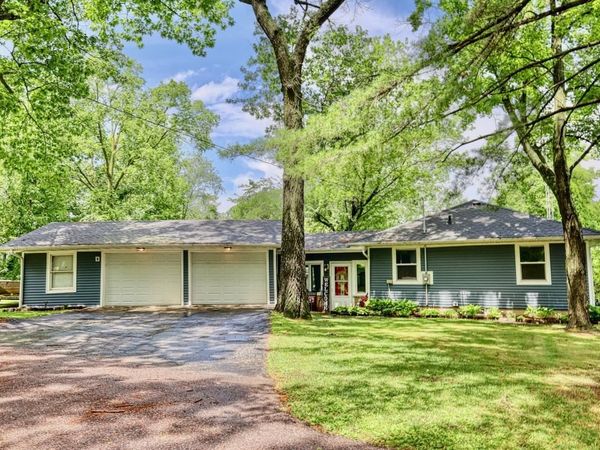 W10140 Schiefelbein Road, Poynette, WI 53955