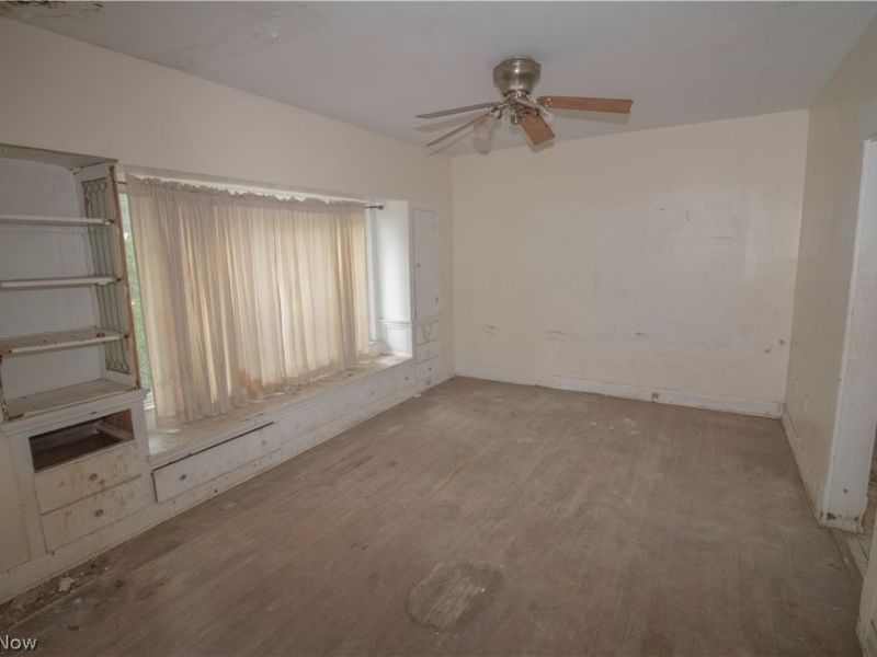 12707 Harvard Avenue, Cleveland, OH 44105 Photo 6