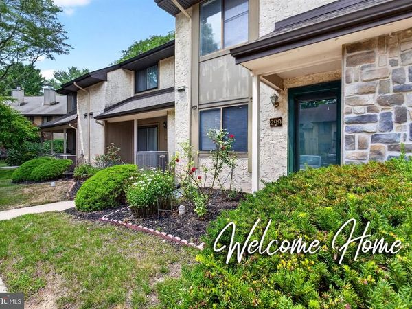 299 HAMPSHIRE DRIVE, PLAINSBORO, NJ 08536