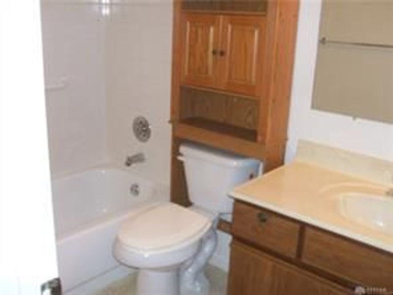 1501 Lake Pointe Way, Unit 04, Centerville, OH 45459 Photo 11