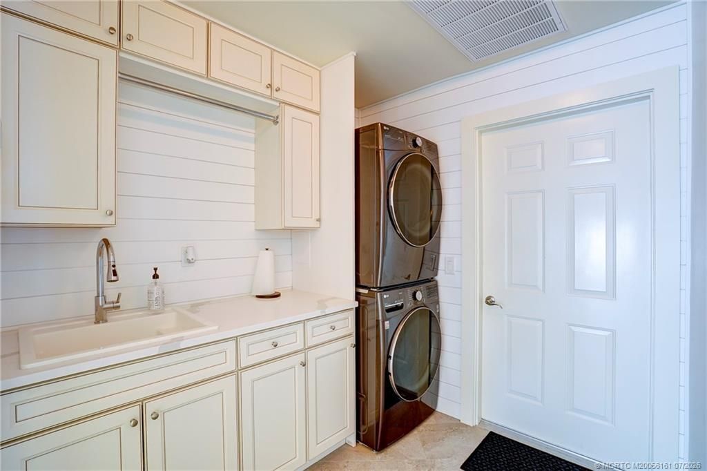 6420 SE Winged Foot Drive, Stuart, FL 34997 Photo