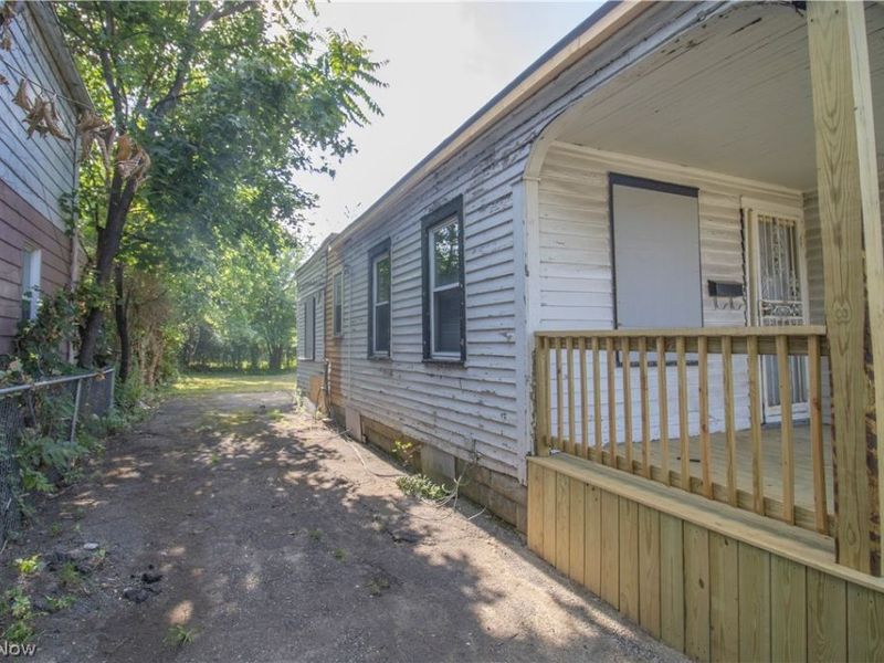 3448 E 149th Street, Cleveland, OH 44120 Photo 13