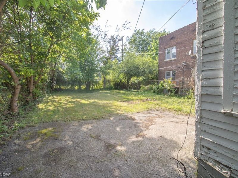 3448 E 149th Street, Cleveland, OH 44120 Photo 14
