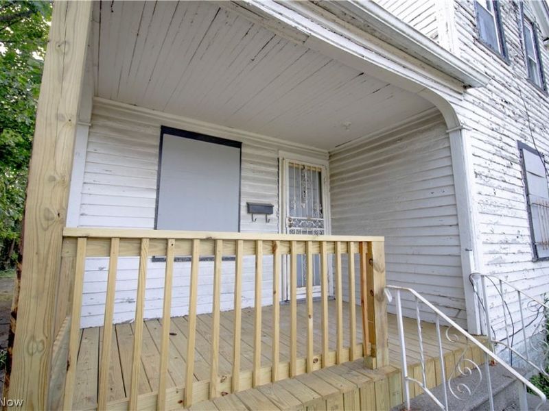 3448 E 149th Street, Cleveland, OH 44120 Photo 2