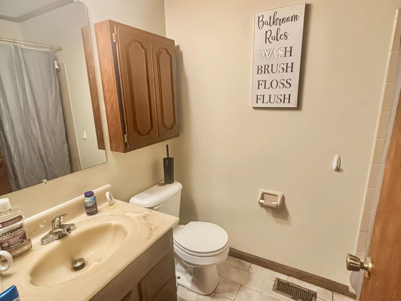 4460 E Mohave Drive, Dayton, OH 45431 Photo 18