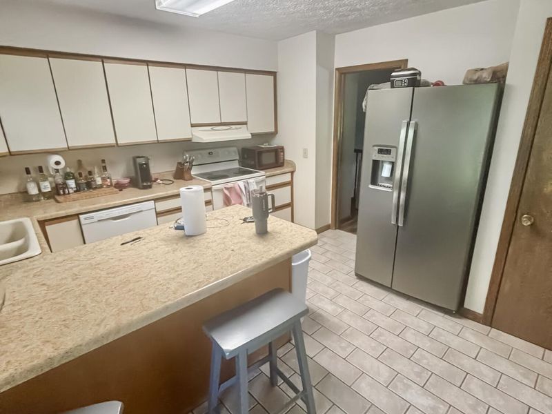 4460 E Mohave Drive, Dayton, OH 45431 Photo 4