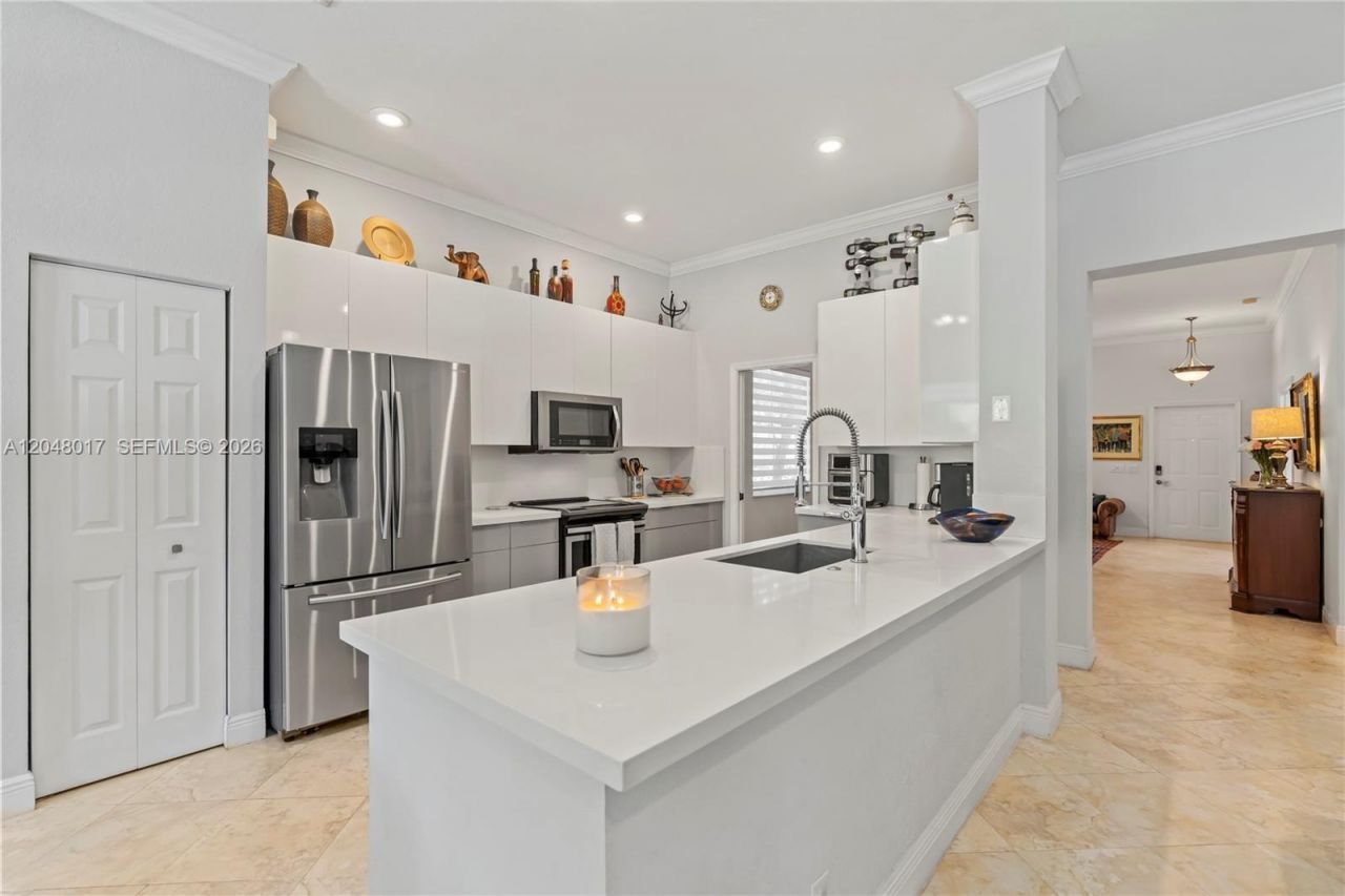 1097 Allamanda Way , Weston, FL 33327 Photo