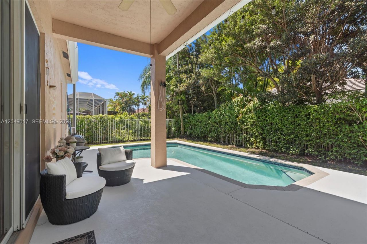 1097 Allamanda Way , Weston, FL 33327 Photo