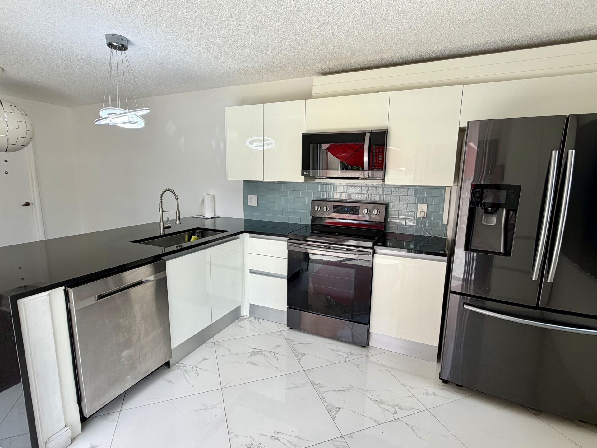 8161 Andover Court, Unit 61d, Lake Clarke Shores, FL 33406 Photo