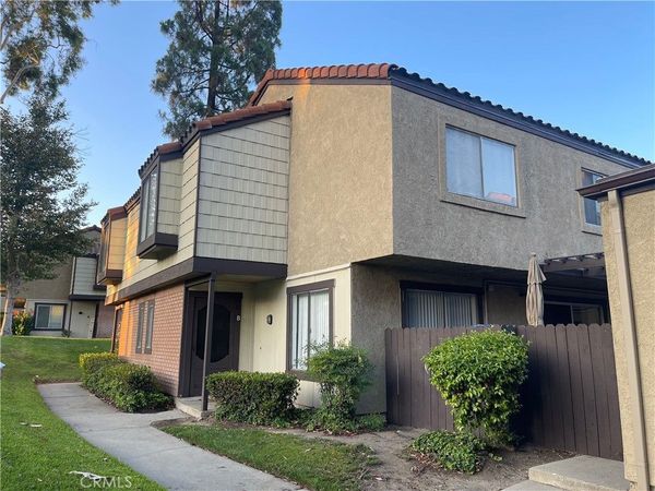 9386 Mesa Verde DR, Unit B, Montclair, CA 91763