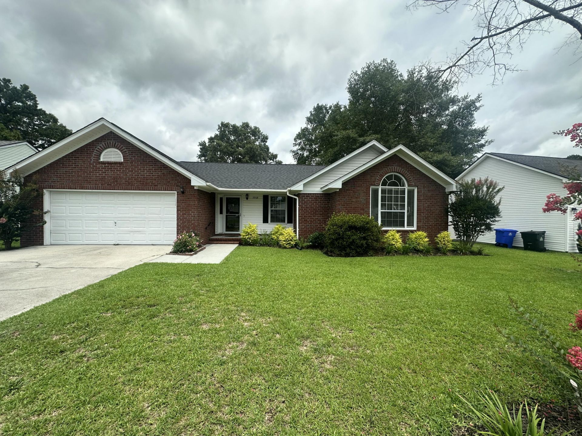 9958 Hallsford Drive Photo 1