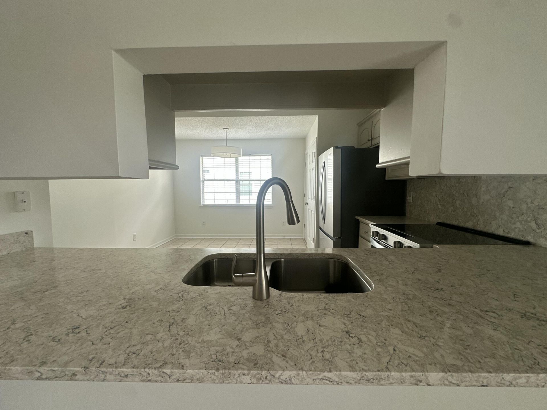 9958 Hallsford Drive Photo 10