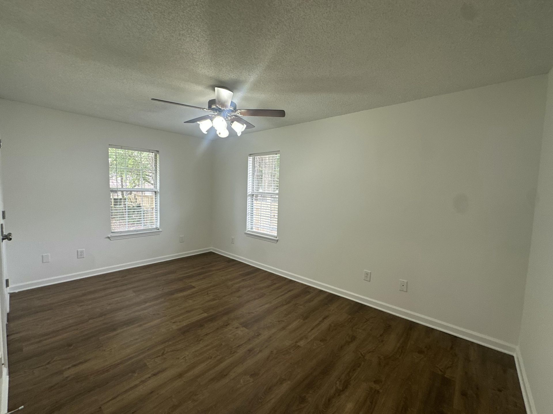 9958 Hallsford Drive Photo 15