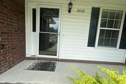 9958 Hallsford Drive photo 4