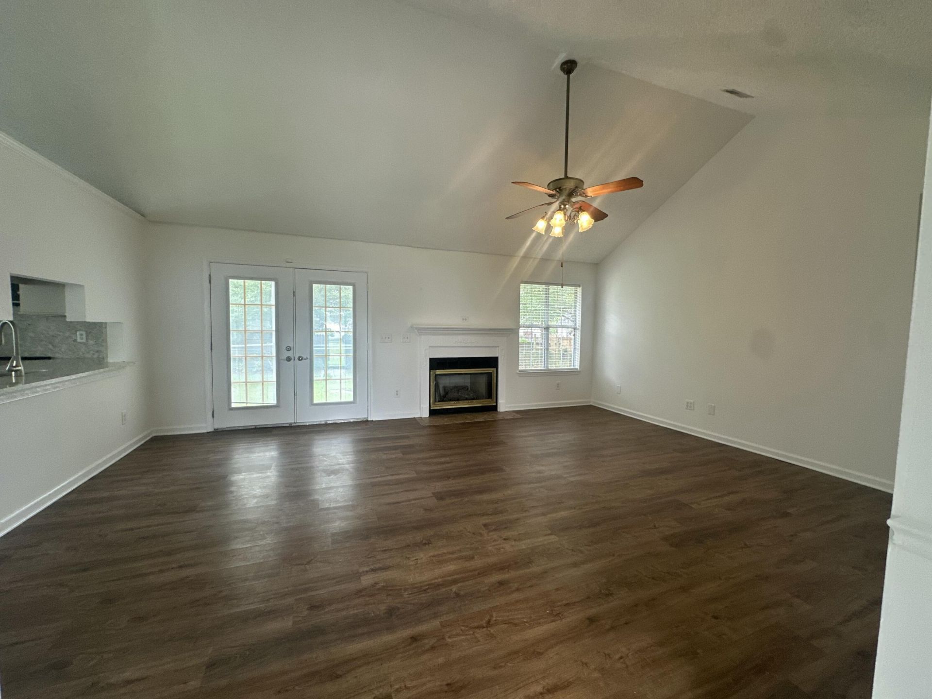 9958 Hallsford Drive Photo 6