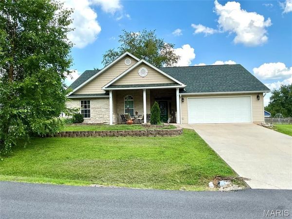 10180 Summerfield Drive , Rolla, MO 65401
