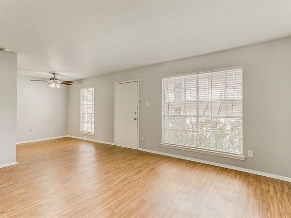 2200 W Lowden Street, Unit 18, Fort Worth, TX 76110