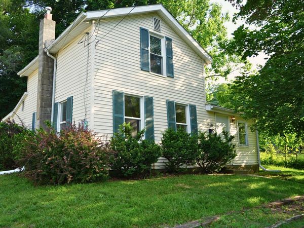 310 Locust Street, Marshall, MI 49068