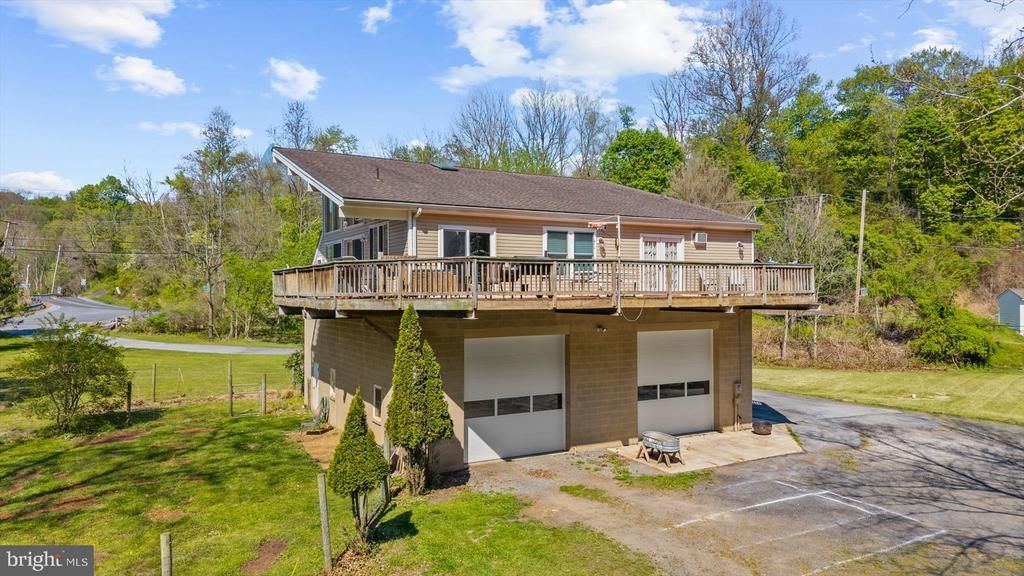 1717 WHITE BEAR ROAD , BIRDSBORO, PA 19508