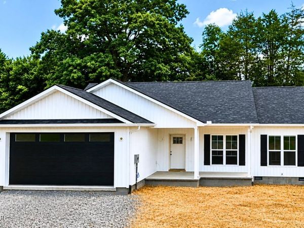 243 Splendor Way, Parrottsville, TN 37843