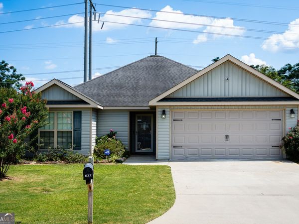532 Grand Avenue, Bonaire, GA 31005