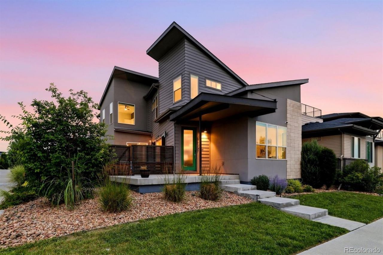 6638 Zuni Street, Denver, CO 80221 Main Photo