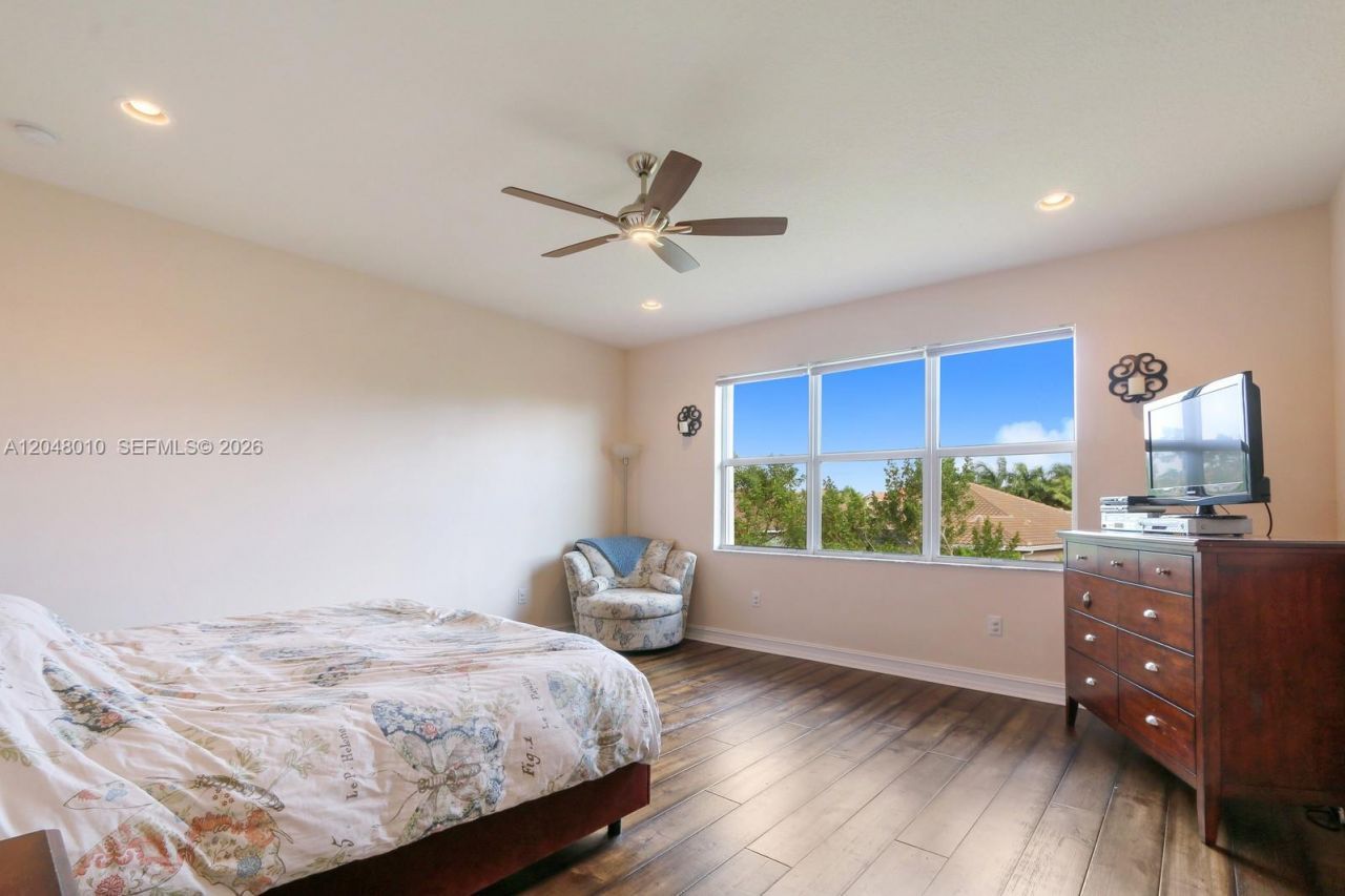 8185 Fiera Ridge Dr , Boynton Beach, FL 33473 Photo