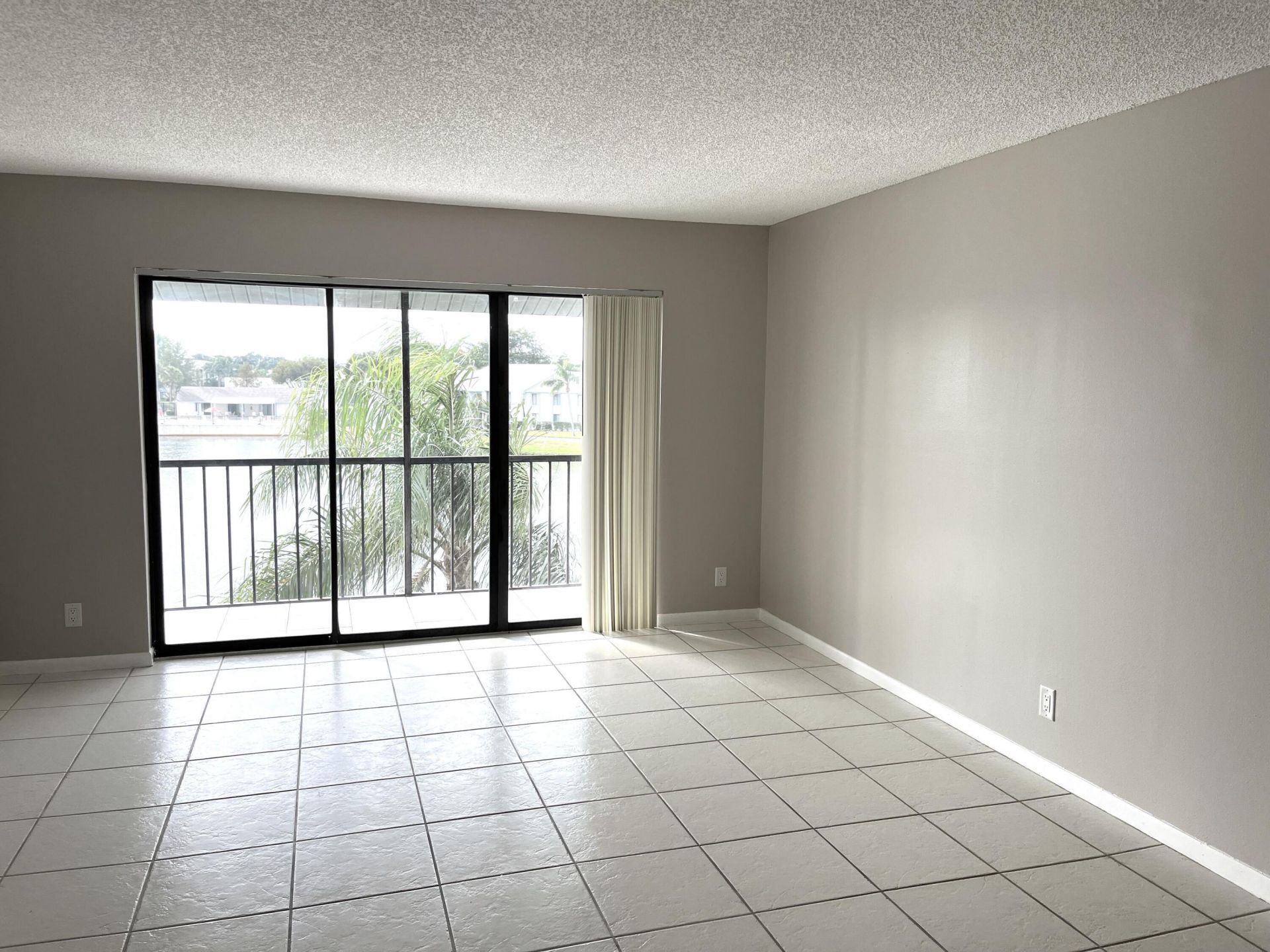 1108 Green Pine Boulevard, Unit F3, West Palm Beach, FL 33409 Photo