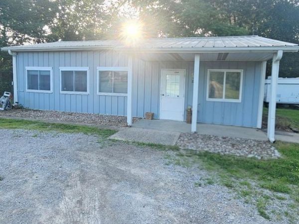 1099 N 18th, Centerville, IA 52544