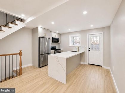 2251 S HICKS STREET Philadelphia, PA 19145
