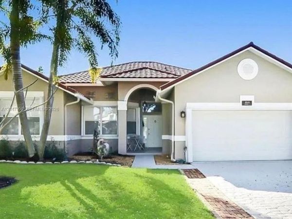10644 Edinburgh St , Cooper City, FL 33026