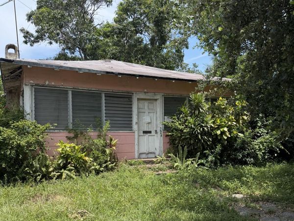 7645 NE 1st Avenue, Miami, FL 33138