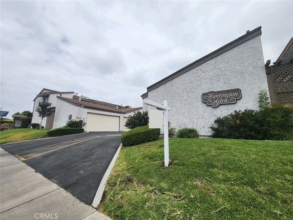 1047 E Huntington Drive, Unit C, Monrovia, CA 91016