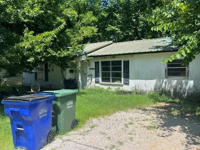 114 Mulberry Street, Whitesboro, TX 76273 Main Photo
