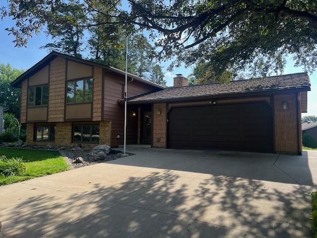 435 Allan Avenue, Owatonna, MN 55060