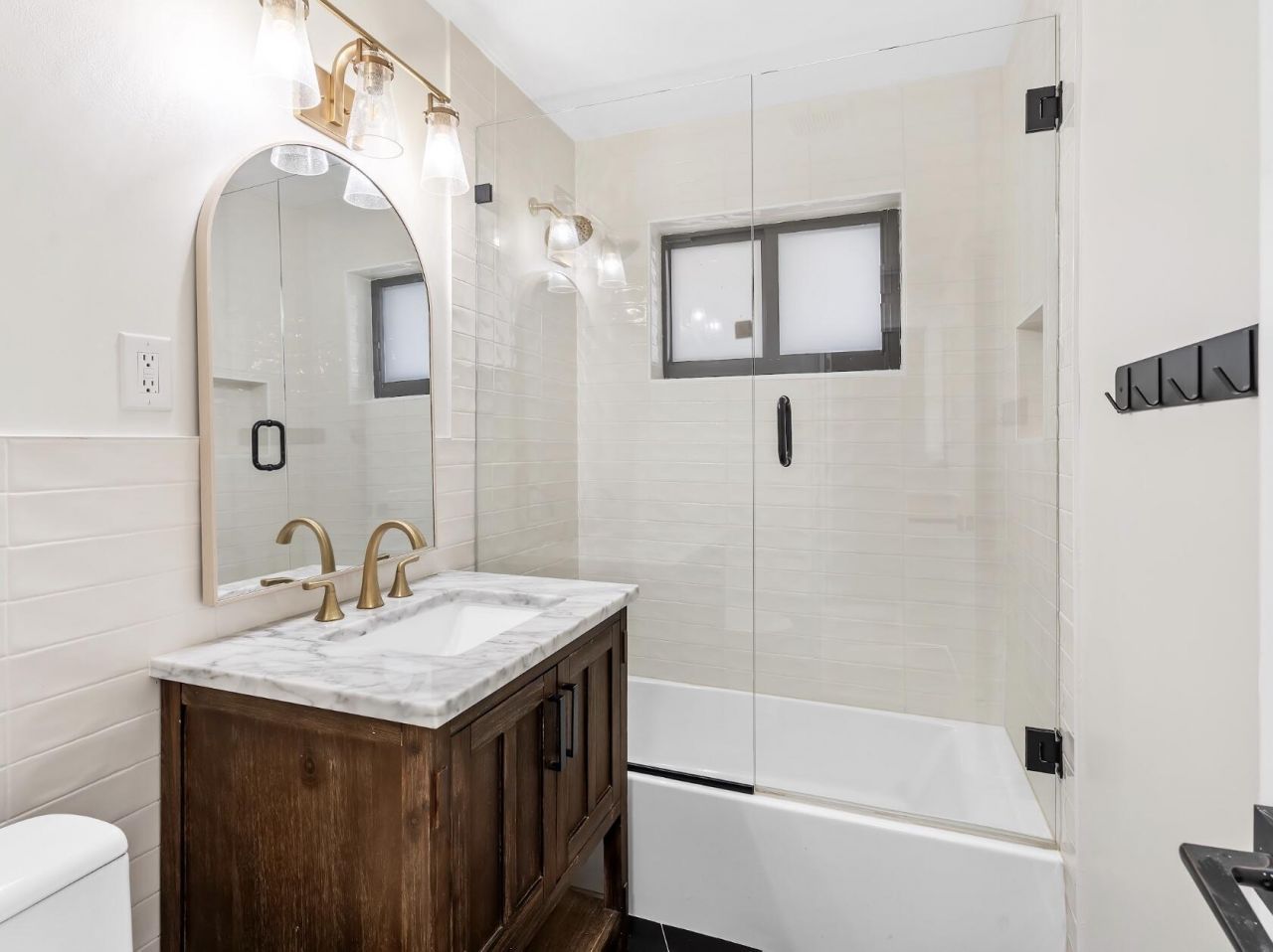 909 SE 14th Drive, Deerfield Beach, FL 33441 Photo