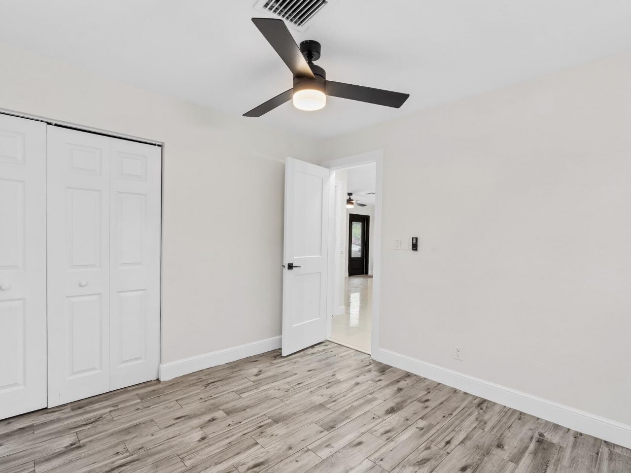 909 SE 14th Drive, Deerfield Beach, FL 33441 Photo