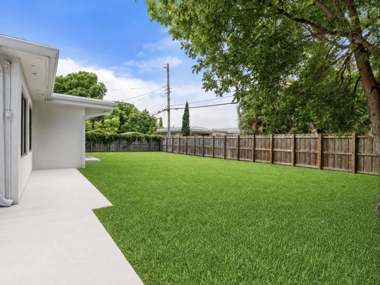 909 SE 14th Drive, Deerfield Beach, FL 33441 Photo
