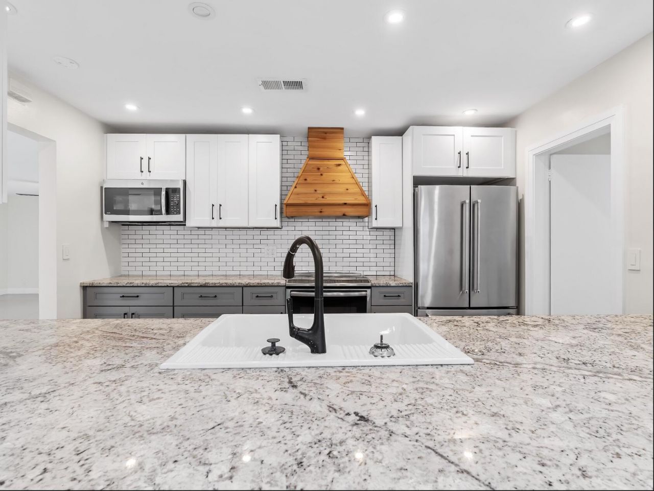 909 SE 14th Drive, Deerfield Beach, FL 33441 Photo