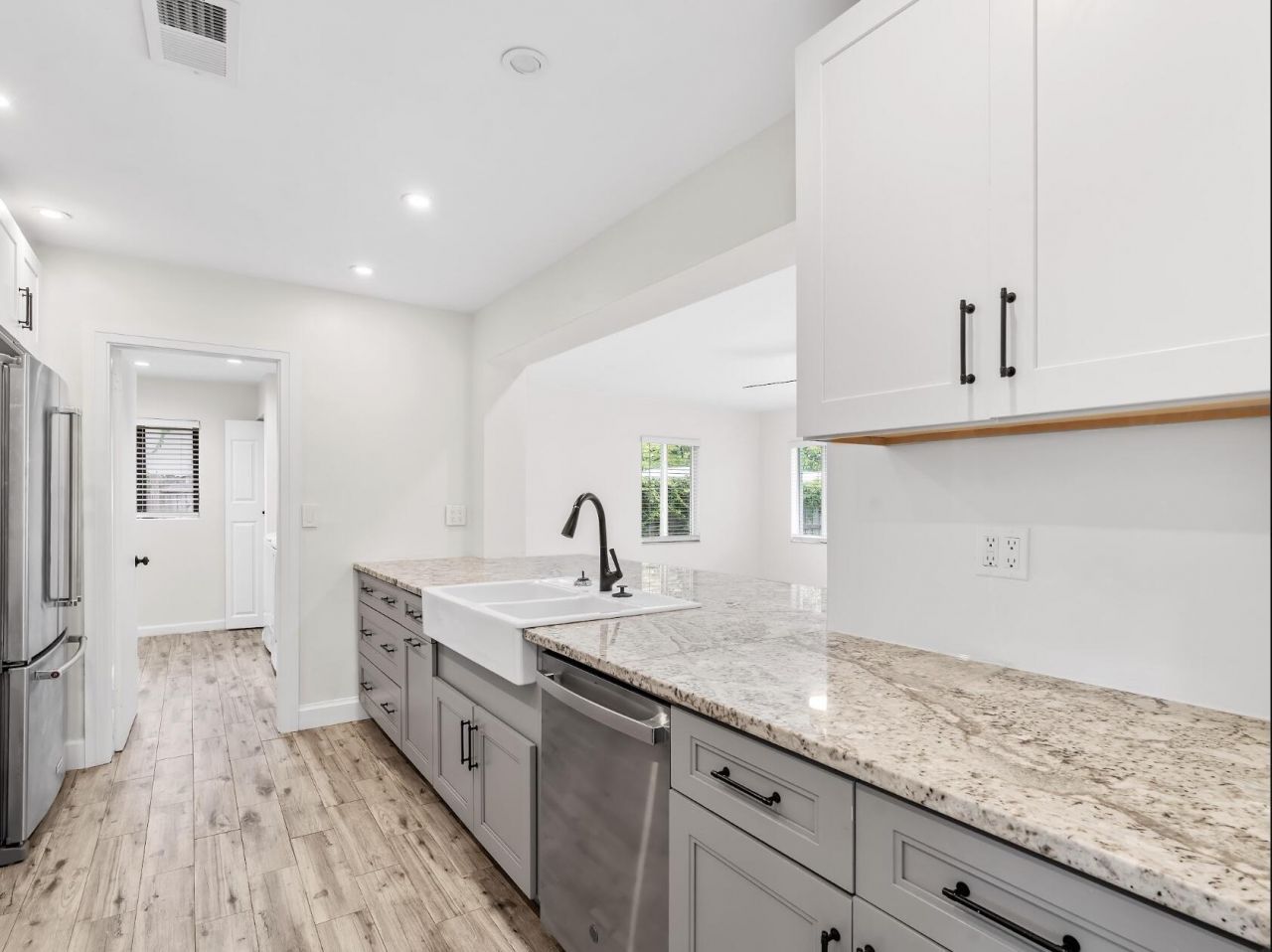 909 SE 14th Drive, Deerfield Beach, FL 33441 Photo