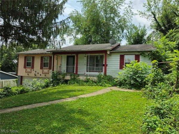 3056 Broadvue Circle, Zanesville, OH 43701