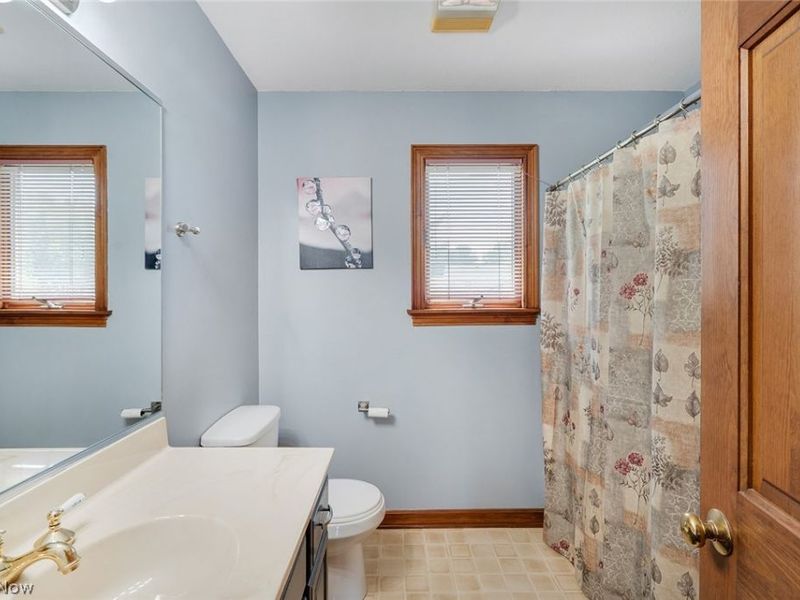 3053 Chablis Lane, Youngstown, OH 44514 Photo 39